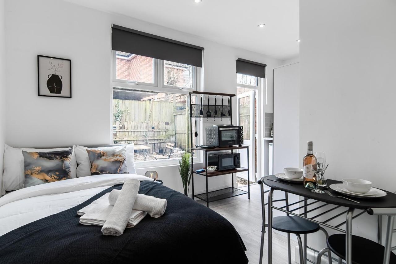 Livestay-Modern Studio Rooms In Zone 2 런던 외부 사진